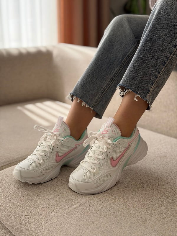 کتونی نایک V2K Run Plus زنانه مدل 5930